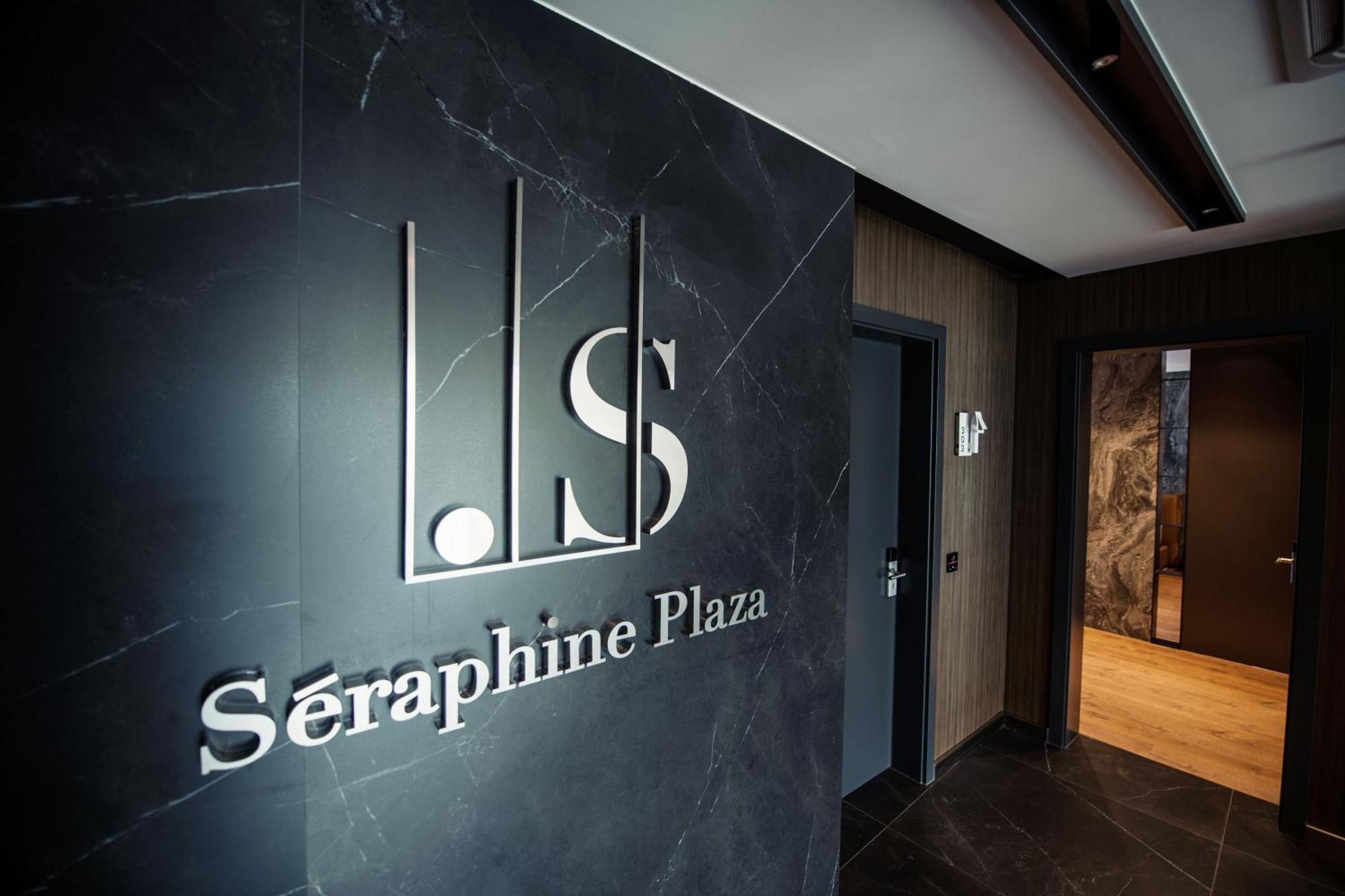 Seraphine Plaza Peje Extérieur photo