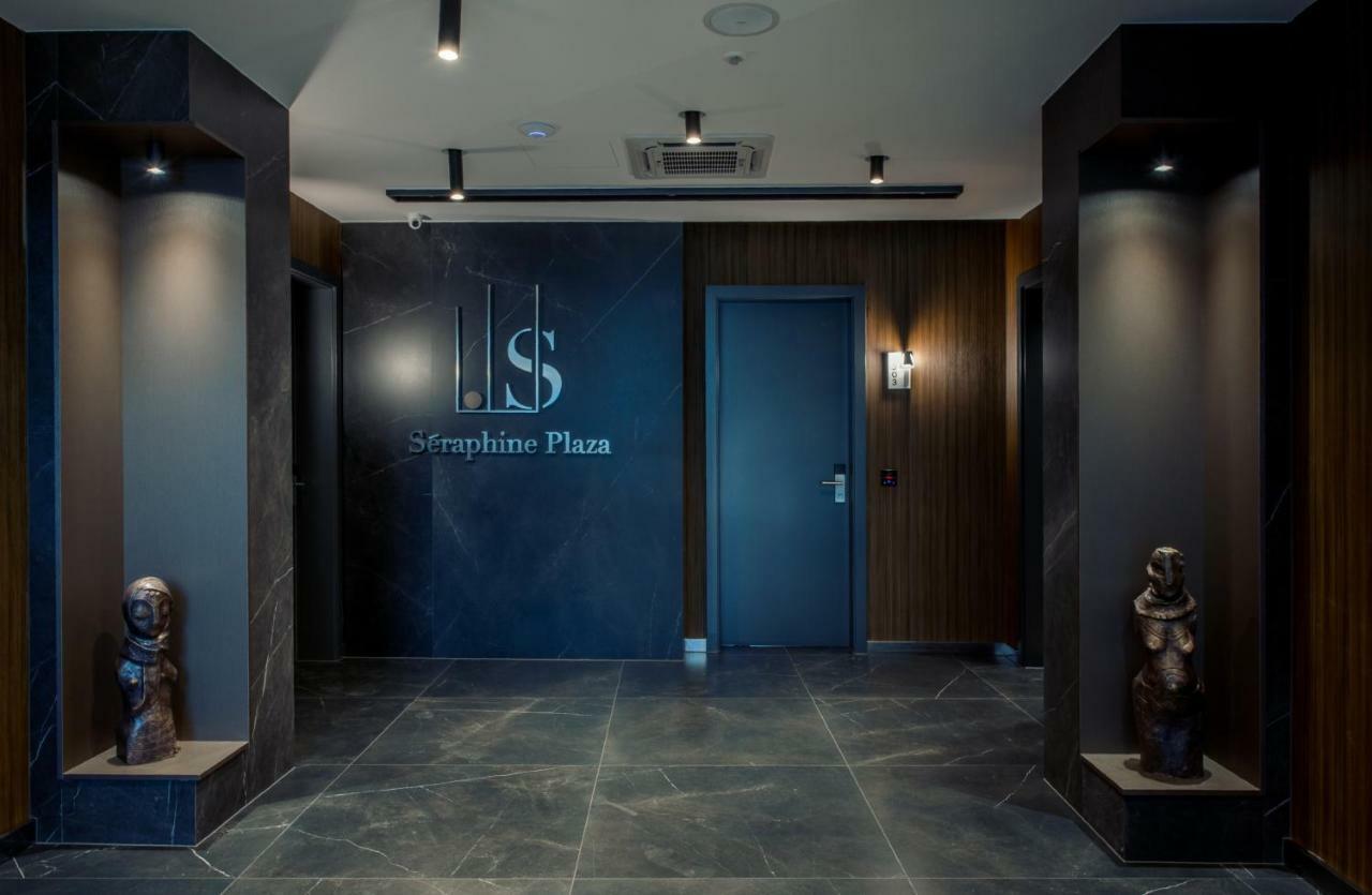 Seraphine Plaza Peje Extérieur photo